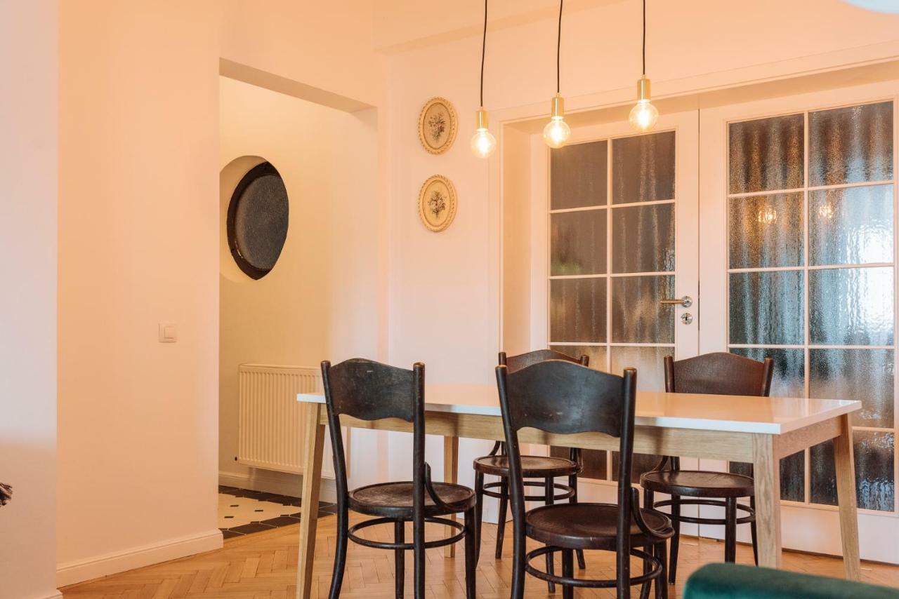 Brezoianu Spacious Flat Bucarest Exterior foto